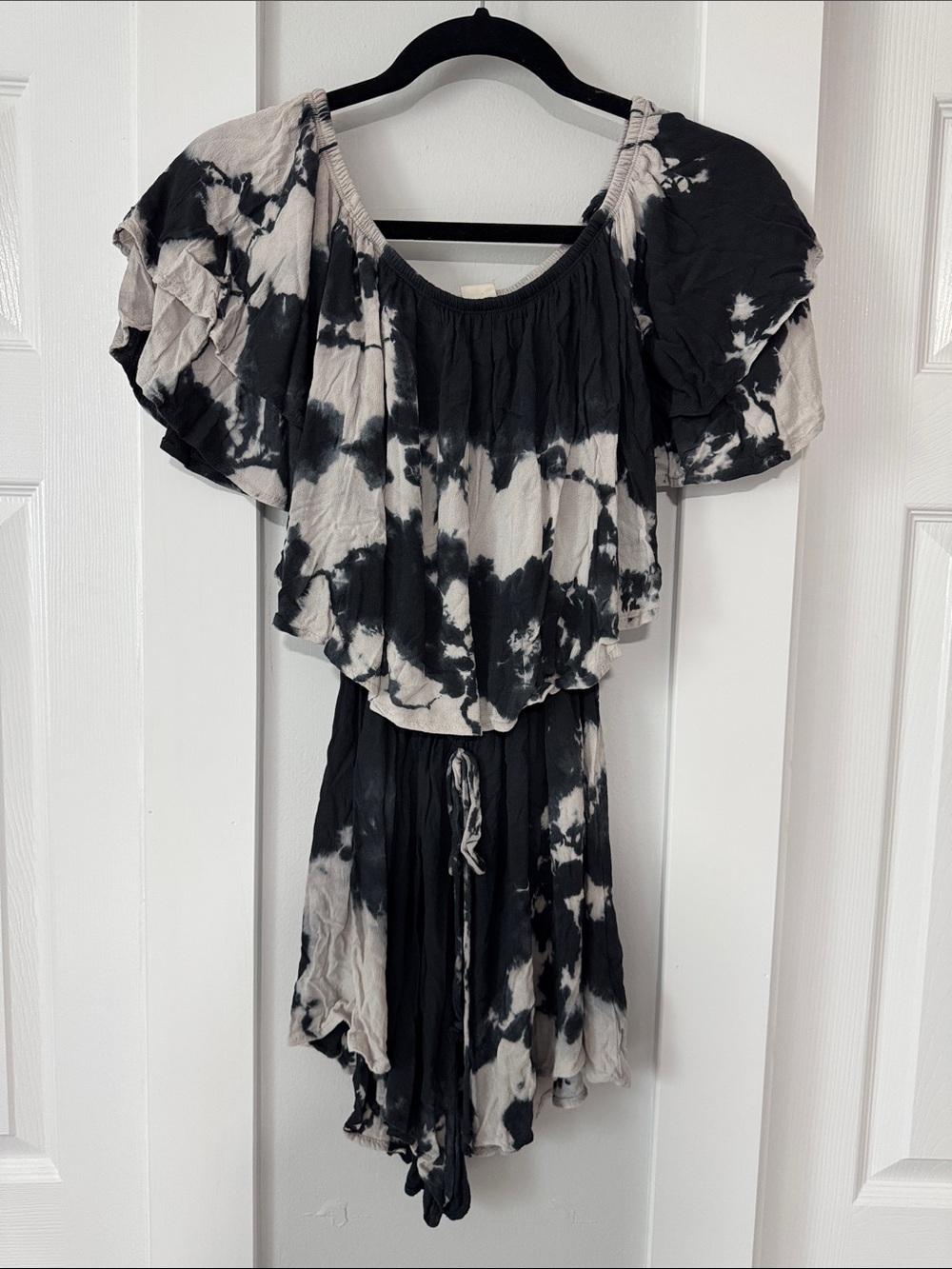 Surf Gypsy Tie Dye Ruffled Off Shoulder / Strapless Beach Romper